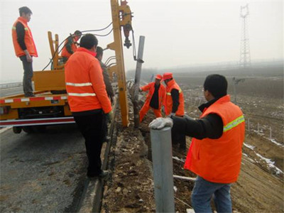 安徽Gr-A-4E護欄板 安徽Gr-A-4E護欄板